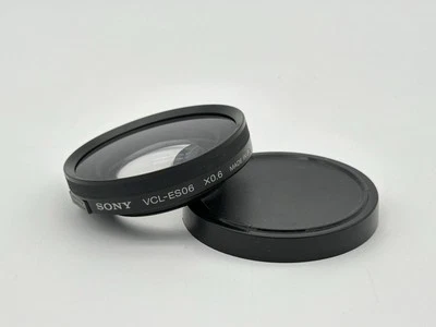 SONY One Touch Wide Conversion Lens VCL-ES06 X0.6 with Cap Black AZ - Image 1 of 4