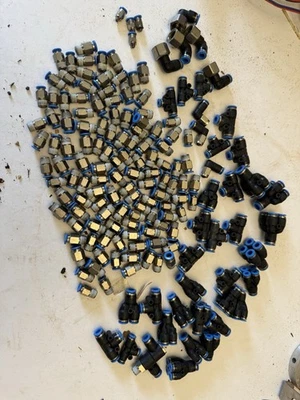 Festo Huge Lot of  Push-to-Connect And Threaded Fitting 4, 6 , 8 - Image 1 of 4