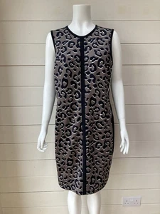 A Chic & Sleek Leopard Jersey Shift Dress By Marc Cain Size 16-18 - Picture 1 of 12