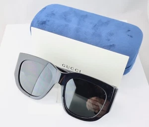 Gucci G1545S 001 53 mm quadratische schwarze Sonnenbrille mit grauen Gläsern - Bild 1 von 7