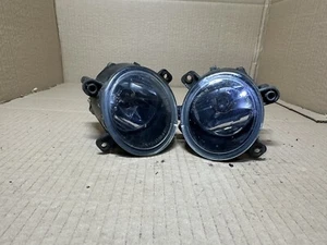 Land Rover Freelander One Front Fog Lights 2004-2006 Facelift  - Picture 1 of 1