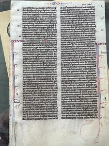 ca 1250 medieval vellum bible leaf Chronicles Paris 3 chapters scroll work red - Picture 1 of 5