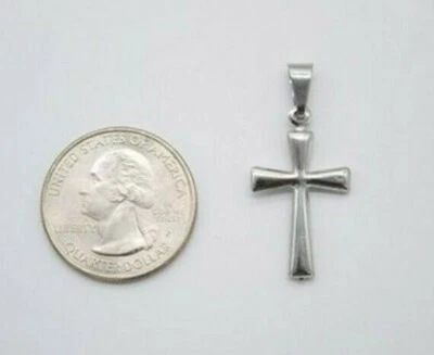 Colgante solitario cruz pequeña para hombre regalo Black Friday en metal macizo plata 925 Foto 1 de 4