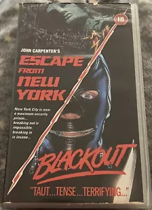 ESCAPE FROM NEW YORK BLACKOUT VIDEO VHS RARE SCI FI HORROR JOHN CARPENTER - Foto 1 di 3