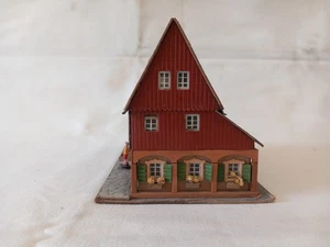 AUHAGEN Pappe / Holz, Erzgebirgisches Ständer- Fachwerkhaus, H0 - Bild 1 von 9