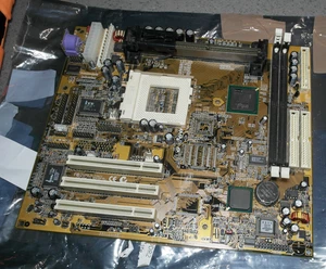 Socket PGA 370 Slot 1 motherboard mainboard PCI baby AT intel chipset - Picture 1 of 7