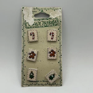 Vintage Christmas/Holiday Ceramic Buttons by Trena's Trinket - Picture 1 of 4