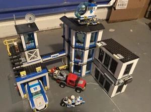 LEGO CITY: Police Station (60141) With Manuals Some Missing Pieces - Picture 1 of 18