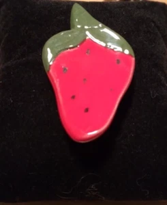 Acrylic Strawberry Brooch Pin - Picture 1 of 3