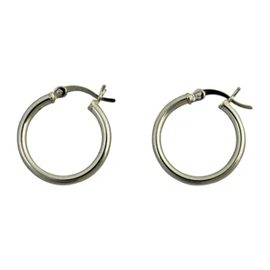 Pendientes de aro con bisagras redondos de plata de ley de 2 mm de ancho. Disponible en 10mm a 70mm - Imagen 1 de 15