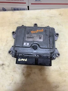 Good Used OEM INTERNATIONAL CONTROL MODULE BOSCH P/N: 0 281 020 182 1890993C1 - Picture 1 of 13