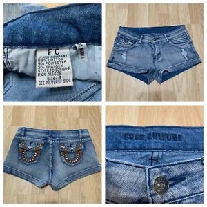 Free Culture 9 Jeans Shorts Distressed Studs Spandex 3% - Picture 1 of 1