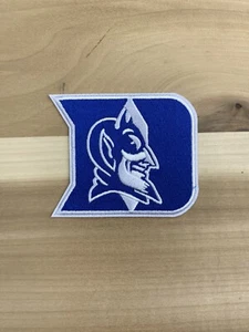 DUKE UNIVERSITY BLUE DEVILS BALONCESTO FÚTBOL HIERRO EN PARCHE 3” - Imagen 1 de 1