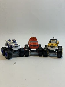 Blaze And the Monster Machines Diecast Lot of 3 ~ Stripes, Blaze And Darrington - Picture 1 of 15