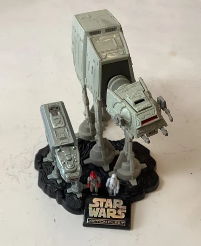 Star Wars Galoob Micro Machines Action Fleet 2 AT-AT w/ 2 Figure 1996 Cover