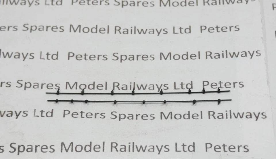 Dapol 116384 Schools N Gauge Handrail BR Green (Pair) - Image 1 of 1