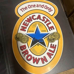 Letrero de barra de pared de doble cara Newcastle Brown Ale "The One and Only" 15,5” X 10,5” - Imagen 1 de 6