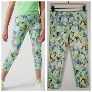 Athleta Girl Size 16 High Rise Printed Chit Chat Capri Crop Leggings Mosaic Camo - Picture 1 of 12