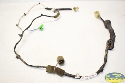 Arnés de cableado de puerta del conductor trasero izquierdo Subaru Legacy 2000-2002 81822AE05A 00-02 Foto 1 de 4