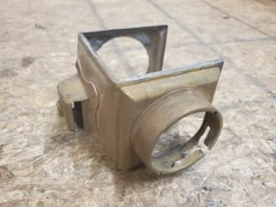 Ford Modelo T E&J o Jno 1913-1914 carrocería de luz de capó de latón marrón  Foto 1 de 4