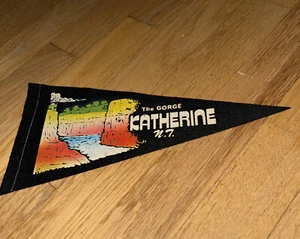 Vintage PENNANT - THE GORGE KATHERINE Northern Territory Australia Double-Sided - Picture 1 of 6