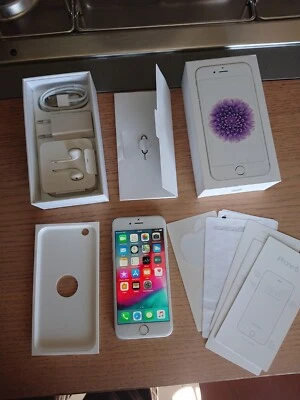 Apple iPhone 6 Silver 16gb In Scatola Con Accessori  - Immagine 1 di 4