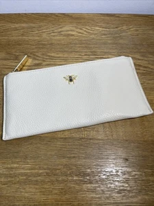 Alice Wheeler London Brunel slimline purse in white vegan leather with Bee Logo - Picture 1 of 14