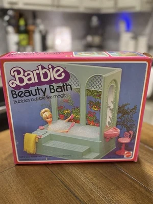 1975 VINTAGE ORIGINAL BARBIE BEAUTY BATH SEALED NRFB #9223 - Image 1 of 4