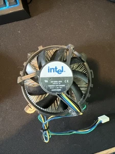 Intel C91968-004 Sockel 775 Desktop Kühlkörper Lüfter 4Pin Nidec - Bild 1 von 2