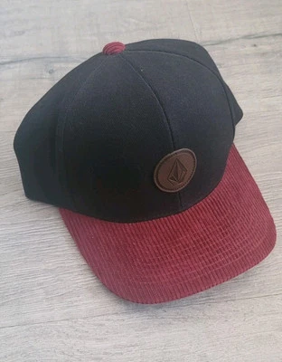 Volcom Black/Red Suede Bill Mens Snapback Hat Cap OS Adjustable Nautical - Image 1 of 4