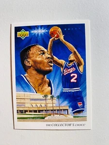 Tarjeta de baloncesto de la NBA 1992 Upper Deck de Alan Studt #45 Mithc Richmond casi nueva-como nueva - Imagen 1 de 2
