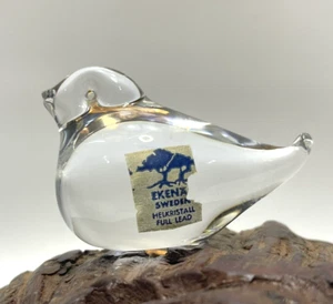 Vintage Ekenas Svezia cristallo piombo trasparente 2,25"x1,5" piccolo uccellino peso carta - Foto 1 di 7