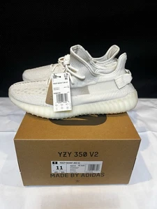 Taglia 11 - Adidas Yeezy Boost 350 V2 Bone HQ6316 DS fondo di magazzino - Foto 1 di 5