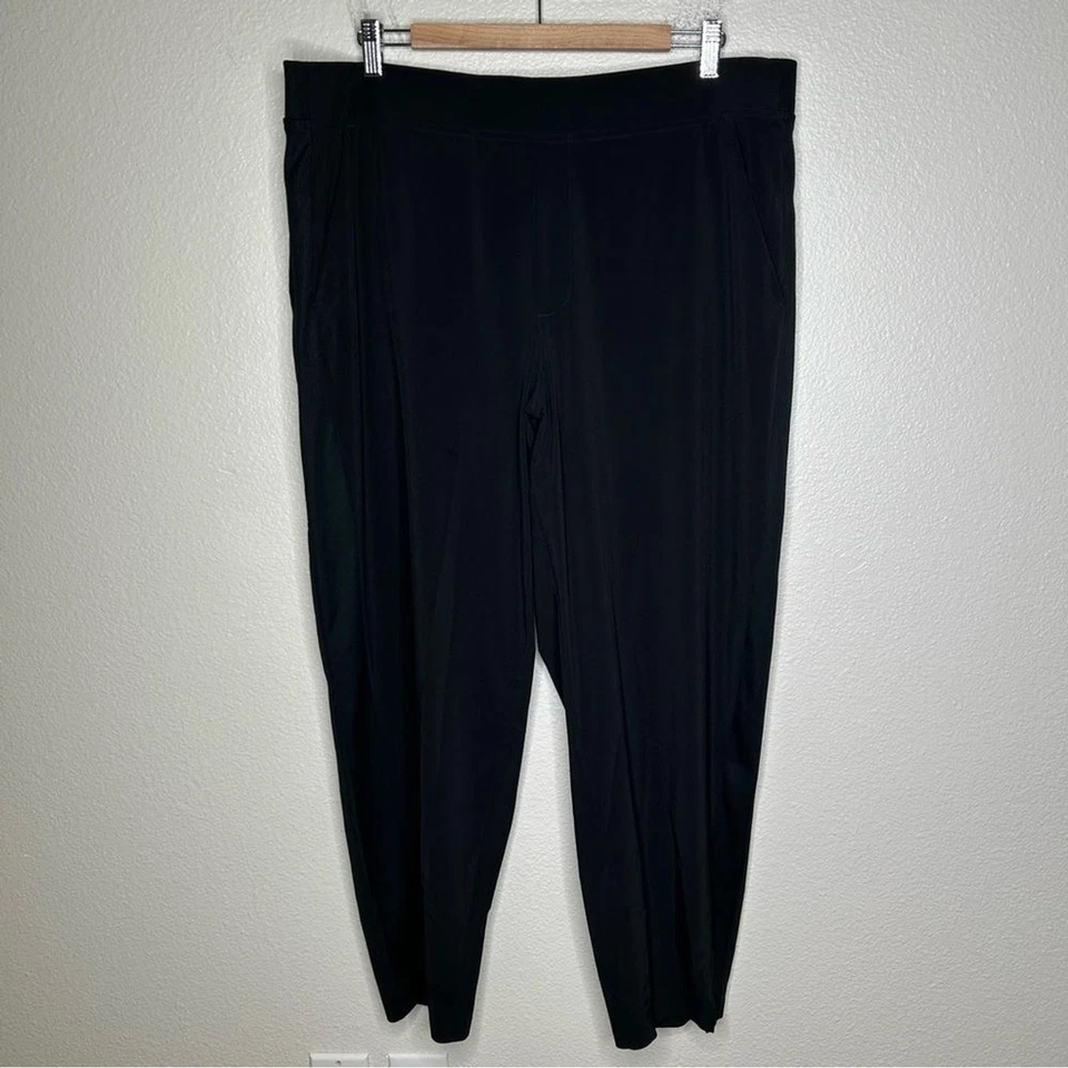 Athleta Brooklyn Mid Rise Ankle Pant black 18 - Image 1 of 4