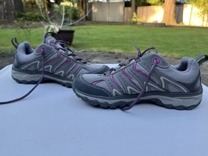 Scarpe da trekking Eddie Bauer Lukla basse grigie bacche impermeabili Vibram da donna taglia 7,5 - Foto 1 di 8