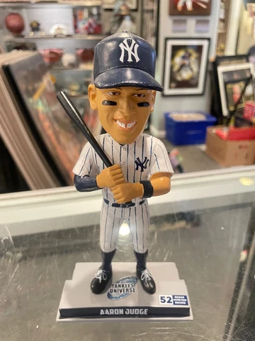 MLB BOBBLE HEAD  NY YANKEES AARON JUDGE GIVE AWAY #99   NIB Cover
