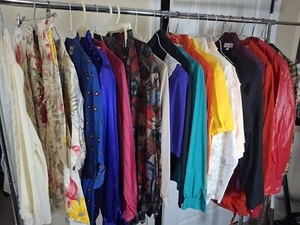 Lotto sfuso camicia/top donna vintage anni 80 taglia 10-12 piccola/media - Foto 1 di 12