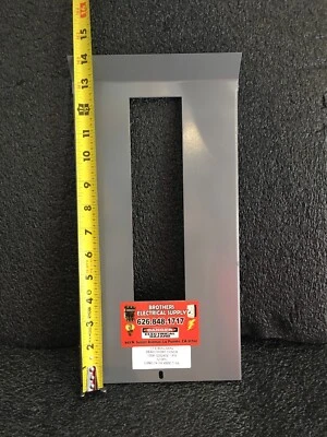 I.T.E BULL DOG DEAD FRONT COVER 100A 120/240V 1 PH 12 SPC 长 14 1/4 宽 7 1/4 — 第 1/3 张图片