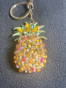Pineapple Sparkly Rhinestone Gold Toned Metal Keyring Keychain with Clip On - Picture 1 of 11