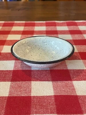 Lavabo antiguo de muestra de vendedor de granito Foto 1 de 3