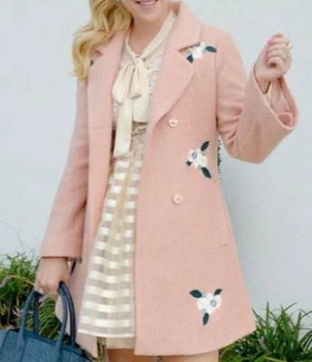 Abrigo Lauren Conrad Largo Rosa Estilo Vintage con Flores Bordadas Talla Grande Foto 1 de 4