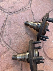 2001-2005 Lexus IS300 OEM Rear Right & Right Wheel Hub Assembly With Bolts Used - Picture 1 of 7
