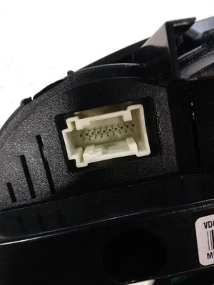 Medidor de velocímetro usado se adapta a: Mercedes-Benz Mercedes clase gl 164 2008 tipo ML550 Foto 1 de 4