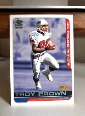 2000 Pacific Paramount - Troy Brown #139 Platinum Blue /75 - Image 1 of 2