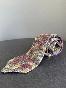 M.C. Escher Krawatte Boxelder Company 100 % Seide Krawatte Geo Mottenmuster Milwaukee USA - Bild 1 von 7