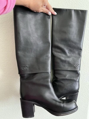 CHANEL RUNWAY CC LOGO CUFFED DESIGN BLACK LEATHER TALL BOOTS 37.5 - Image 1 of 4