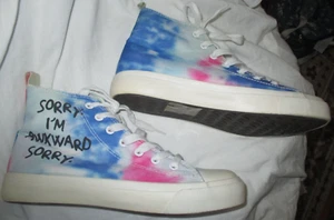 Neu Hot Topic Sorry I'm Awkward hohe Damen-Sneaker Größe 9 Canvas Batik - Bild 1 von 8