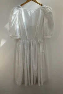 Abito da tè vintage con occhielli bianco manica a sbuffo Caron Chicago taglia 12 (vestibilità taglia S/M - Foto 1 di 10