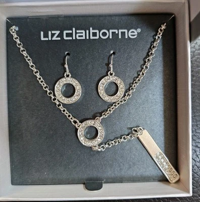 CONJUNTO Brincos Liz CLAIBORNE Colar Gota Pedras de Prata - Imagem 1 de 4