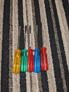 5x Mini Destornilladores Ranurados Planos 4mm Colores Surtidos Envío Gratis - Imagen 1 de 2
